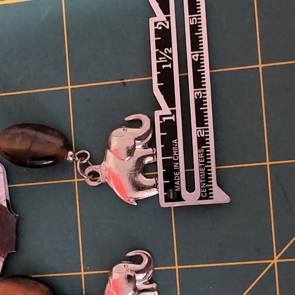 Elephant Earrings - Picture 4 of 4